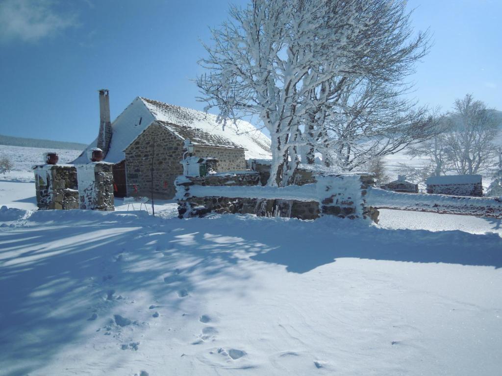 Bed and Breakfast Le Francillon Les Estables Exterior foto
